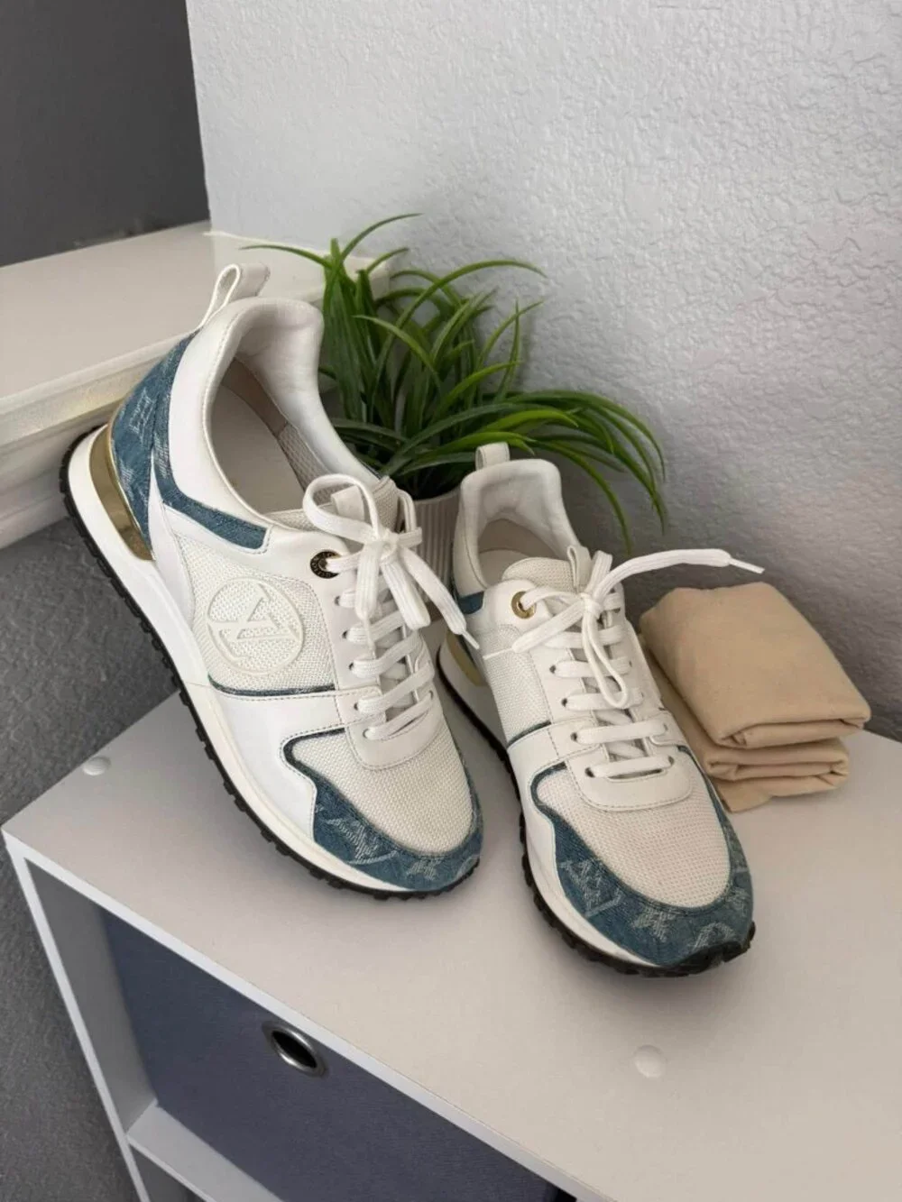 Louis Vuitton Run Away Sneakers Monogram Denim White Blue Size 37 Authentic